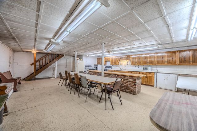 26377 State Highway Ra, Pittsburg, MO 65724