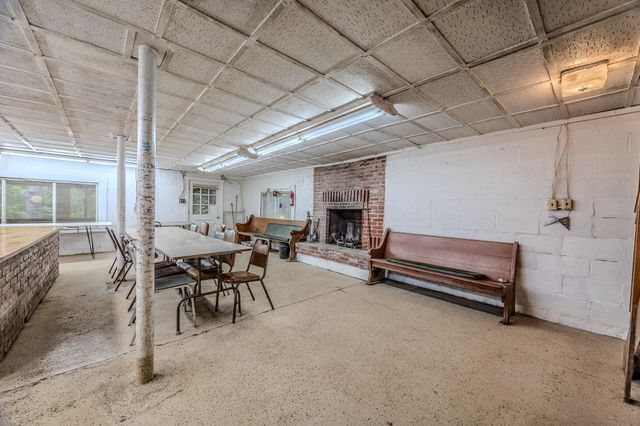 26377 State Highway Ra, Pittsburg, MO 65724