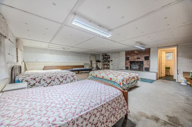 26377 State Highway Ra, Pittsburg, MO 65724