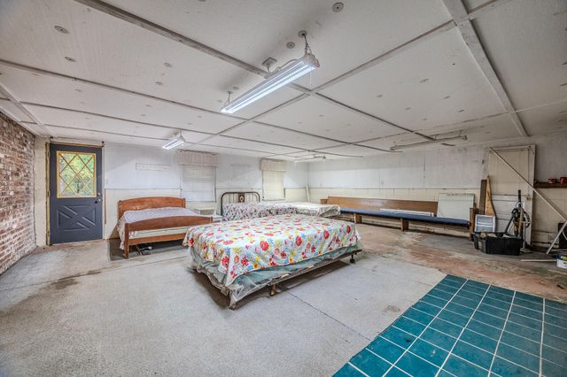 26377 State Highway Ra, Pittsburg, MO 65724