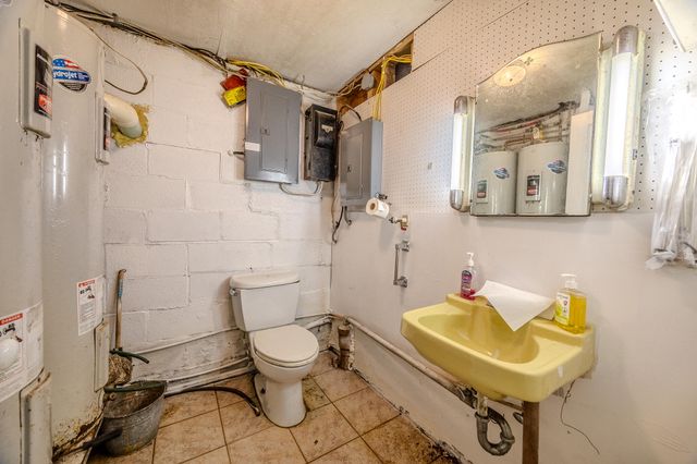 26377 State Highway Ra, Pittsburg, MO 65724