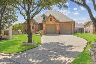 5132 Southpoint Drive, Arlington, TX 76017
