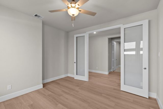 2911 Sellers Island Drive, League City, TX 77573