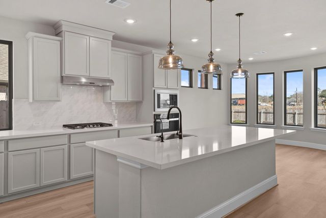 2911 Sellers Island Drive, League City, TX 77573