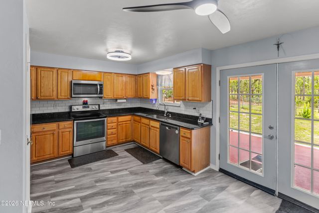 249 MELROSE LANDING Drive, Hawthorne, FL 32640