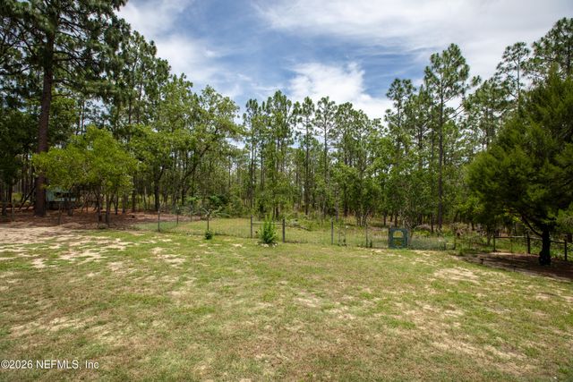 249 MELROSE LANDING Drive, Hawthorne, FL 32640