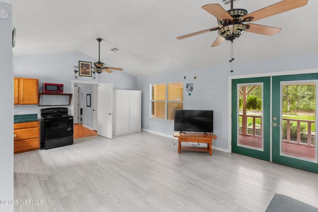 249 MELROSE LANDING Drive, Hawthorne, FL 32640