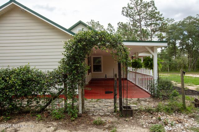 249 MELROSE LANDING Drive, Hawthorne, FL 32640
