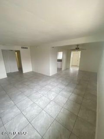 8032 E Kenyon Drive, Tucson, AZ 85710