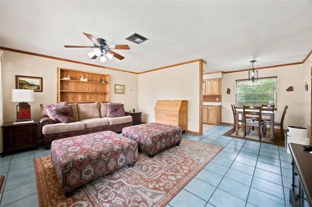 40847 COUNTY ROAD 439, Umatilla, FL 32784