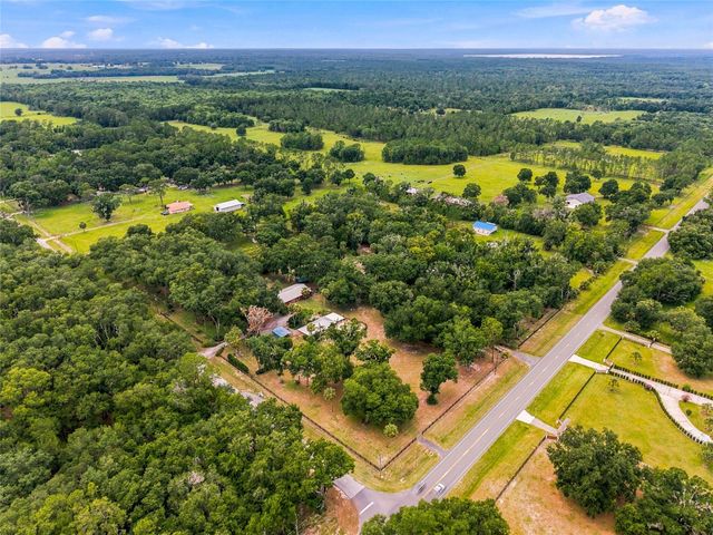 40847 COUNTY ROAD 439, Umatilla, FL 32784