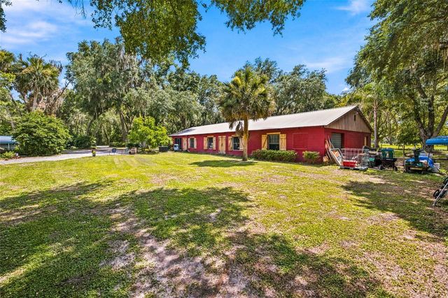 40847 COUNTY ROAD 439, Umatilla, FL 32784