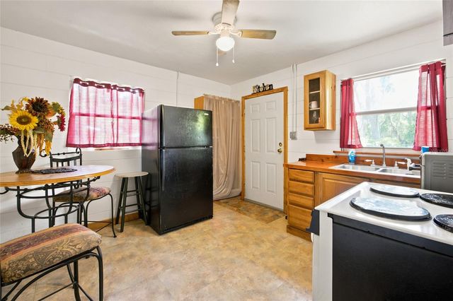 40847 COUNTY ROAD 439, Umatilla, FL 32784