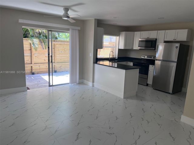 3006 NW 4th Ter 1-142, Pompano Beach, FL 33064