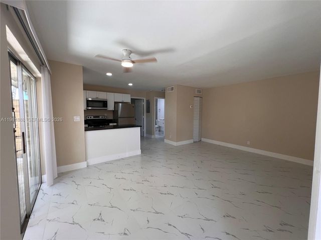3006 NW 4th Ter 1-142, Pompano Beach, FL 33064