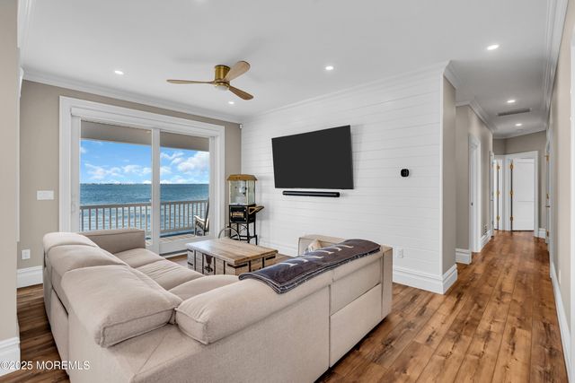 75 Bay Shore Drive, Toms River, NJ 08753