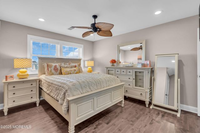 75 Bay Shore Drive, Toms River, NJ 08753