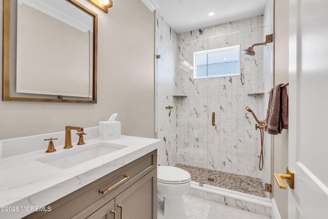 75 Bay Shore Drive, Toms River, NJ 08753