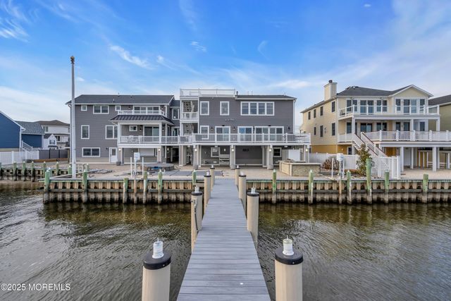 75 Bay Shore Drive, Toms River, NJ 08753