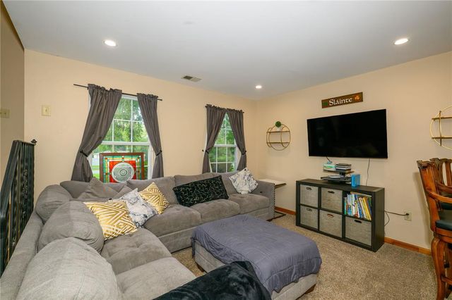 3722 Apple Road, South Whitehall Twp, PA 18069