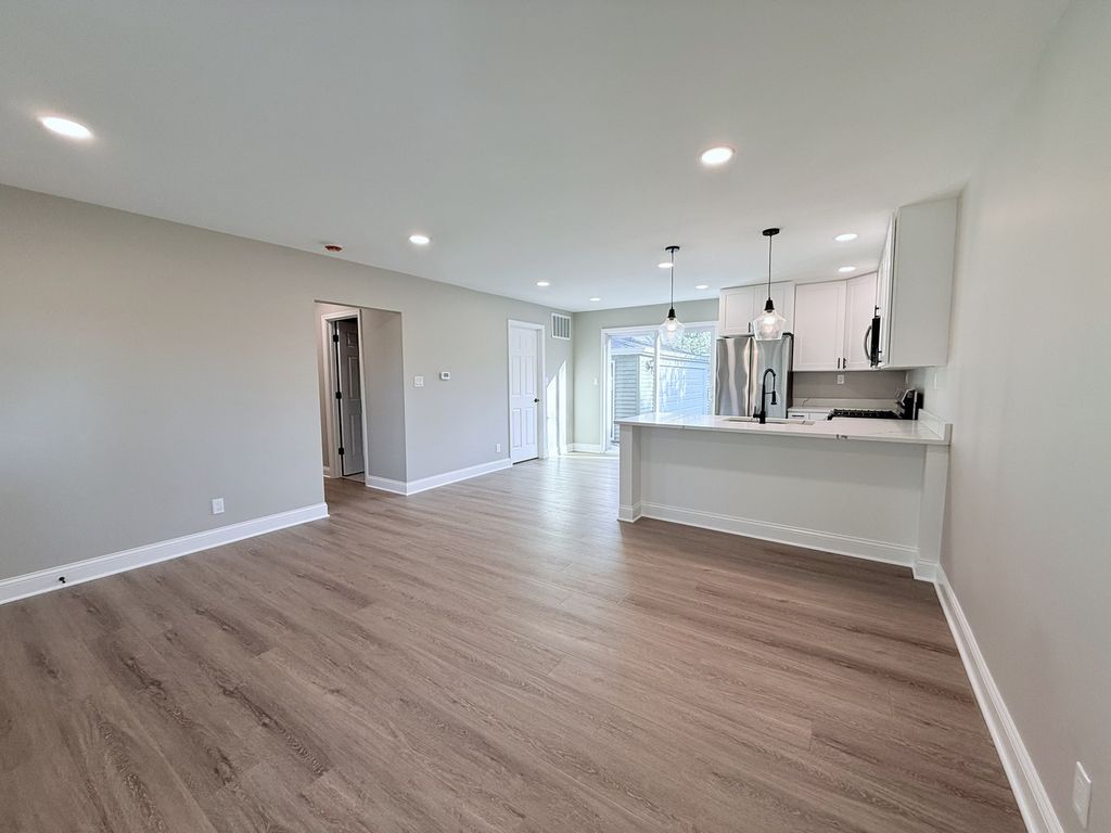 197 Hadleigh Road, Bolingbrook, IL 60440 — photo 5