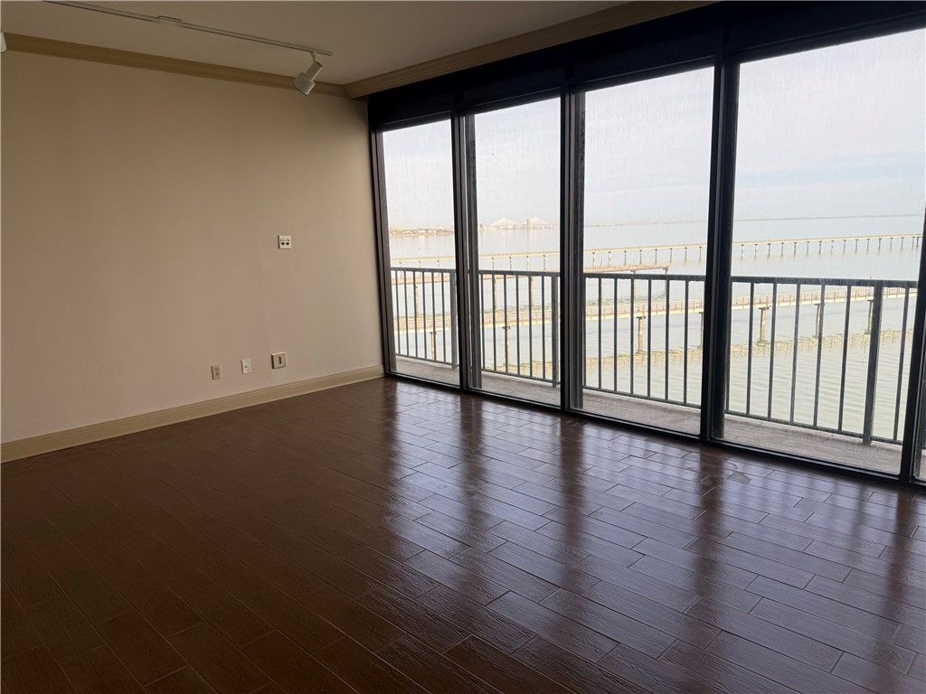 4350 Ocean Dr 202, Corpus Christi, TX 78412 — photo 4