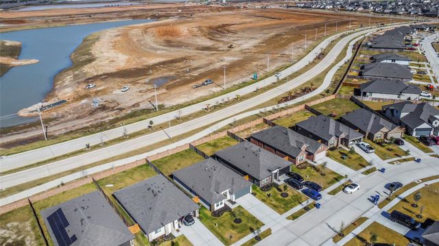 13513 Bonita Island Way, Texas City, TX 77568
