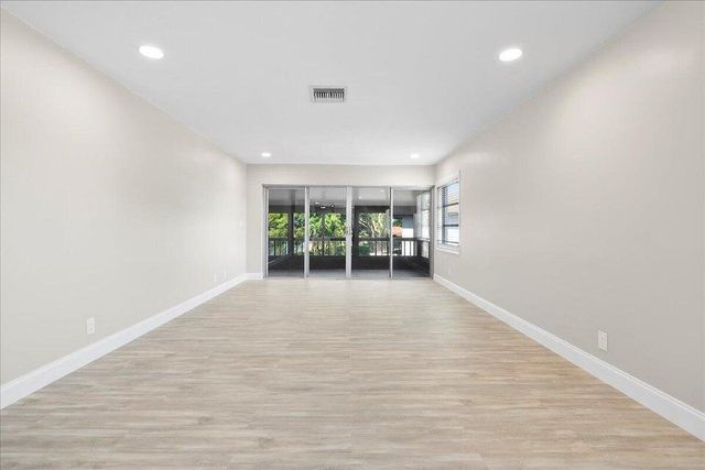 13921 Royal Palm Court D, Delray Beach, FL 33484
