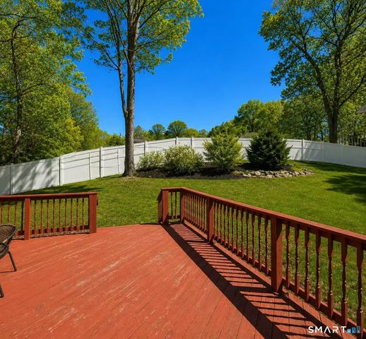 374 Stevenson Road, New Haven, CT 06515
