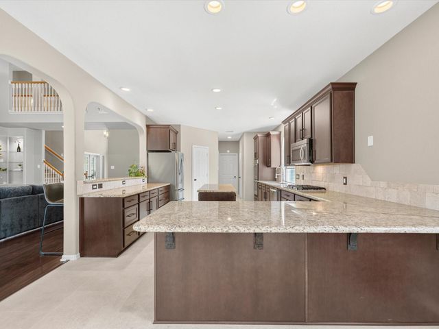 1126 Thistlemeade Drive, Houston, TX 77094