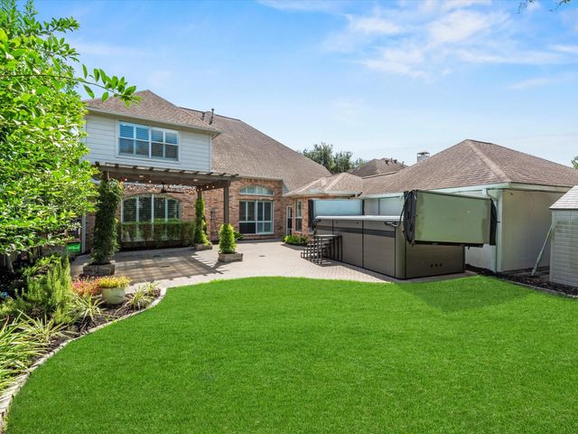 1126 Thistlemeade Drive, Houston, TX 77094