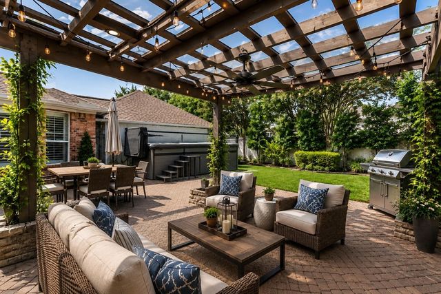 1126 Thistlemeade Drive, Houston, TX 77094