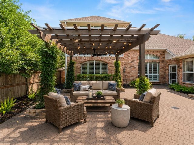 1126 Thistlemeade Drive, Houston, TX 77094