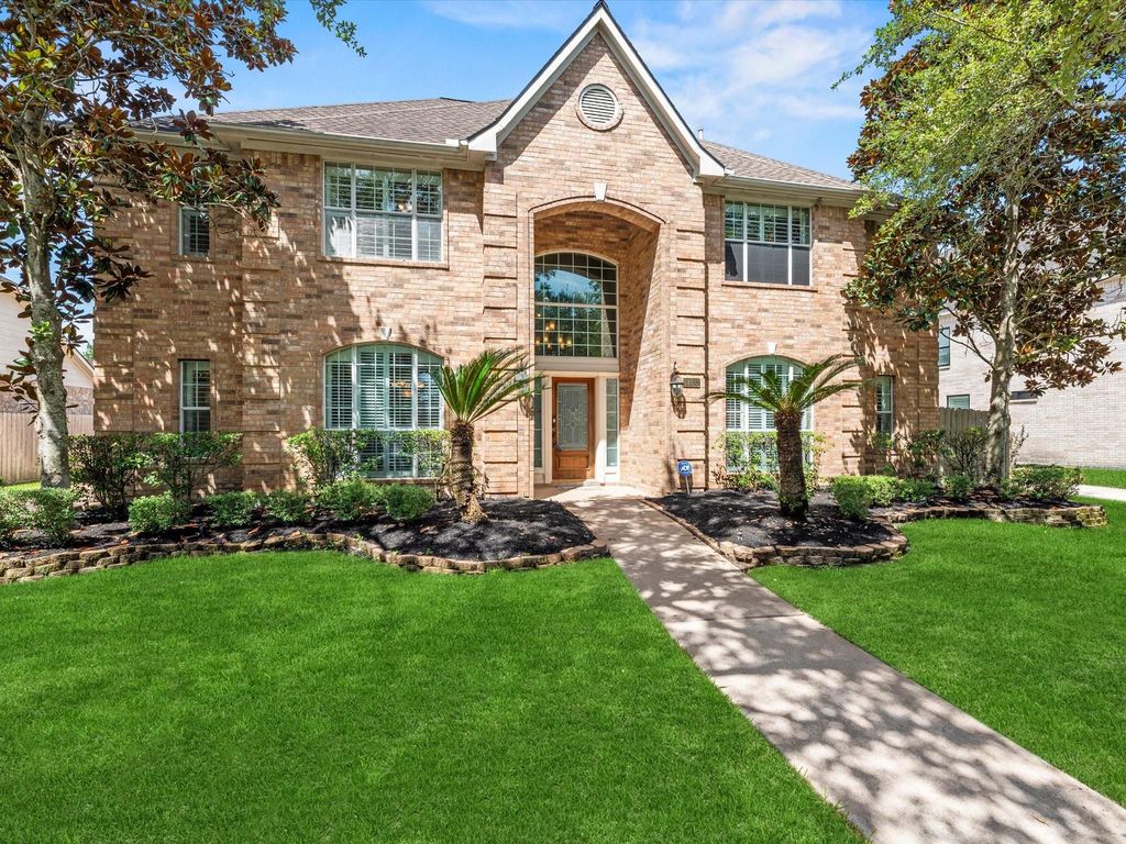 1126 Thistlemeade Drive, Houston, TX 77094