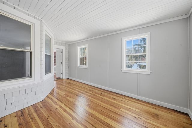 226 Fort Pleasant Ave, Springfield, MA 01108