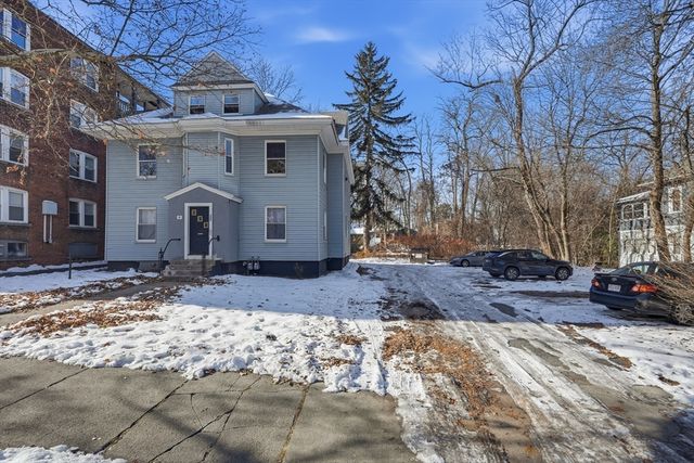 226 Fort Pleasant Ave, Springfield, MA 01108