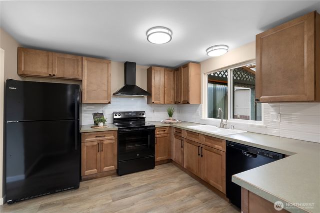 8935 Milbanke Drive SE, Olympia, WA 98513