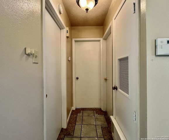 3223 LEEWOOD DR, San Antonio, TX 78230