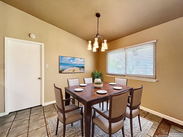 3223 LEEWOOD DR, San Antonio, TX 78230