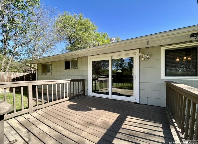 3223 LEEWOOD DR, San Antonio, TX 78230