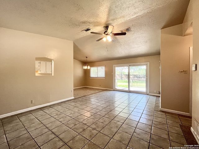 3223 LEEWOOD DR, San Antonio, TX 78230