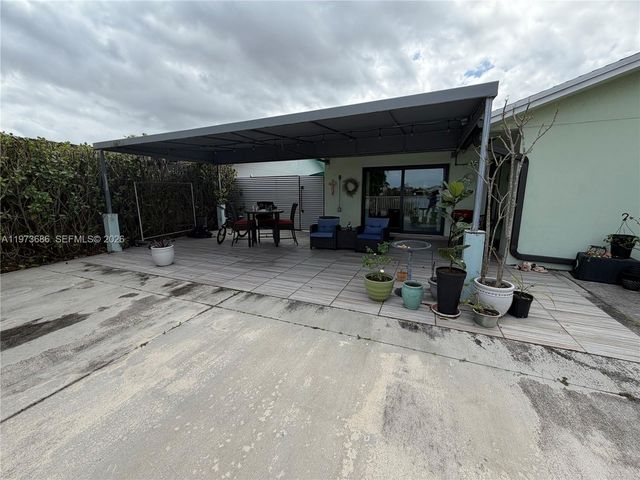 15029 SW 63rd St, Miami, FL 33193