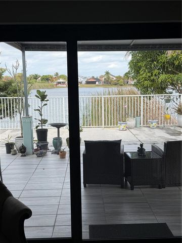 15029 SW 63rd St, Miami, FL 33193