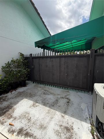 15029 SW 63rd St, Miami, FL 33193