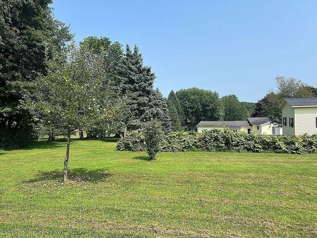 7429 Cherry Street Road, Sennett, NY 13021