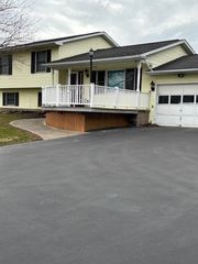 7429 Cherry Street Road, Sennett, NY 13021