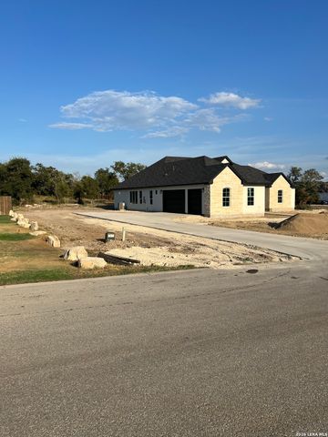 673 James Way, Castroville, TX 78009