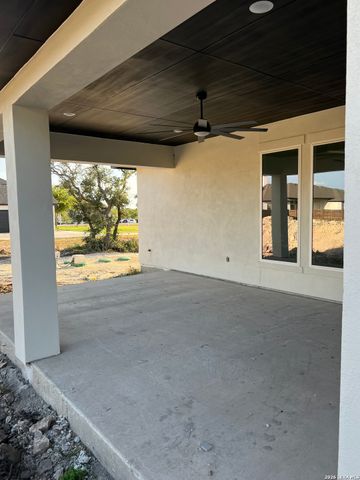 673 James Way, Castroville, TX 78009