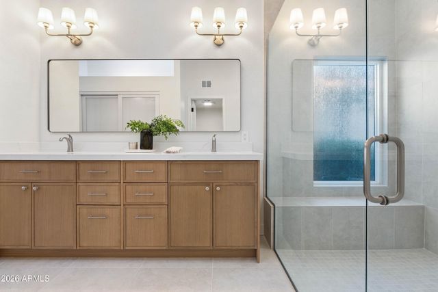 10050 E SAN BERNARDO Drive, Scottsdale, AZ 85258