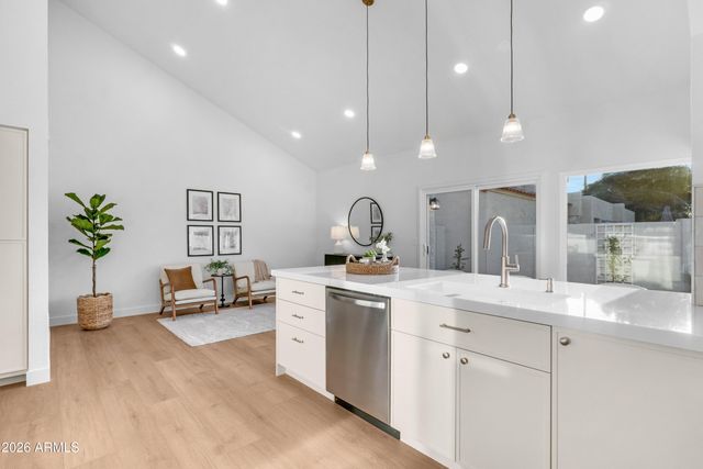 10050 E SAN BERNARDO Drive, Scottsdale, AZ 85258